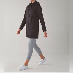 Lululemon Rain On Jacket in black